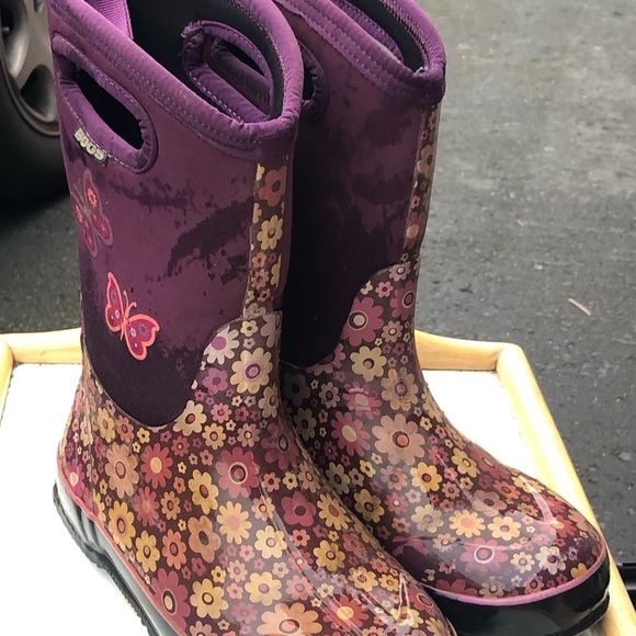 Bogs Classic High Daisy Love Me Purple Kids Waterproof -30 Deg F Boots Size 39/6 - Picture 3 of 11